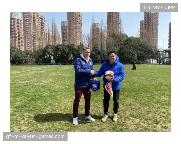 俱乐部与企业联合打造青训实习基地 提供就业渠道，俱乐部进校园培训合法吗